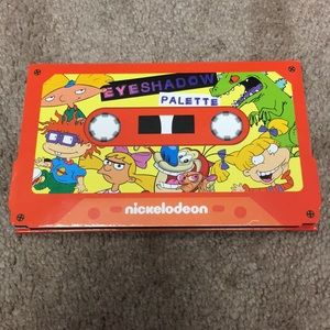 SOLD OUT Nickelodeon eyeshadow pallet